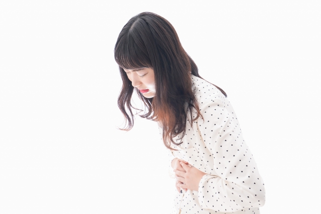 お腹の違和感イメージ